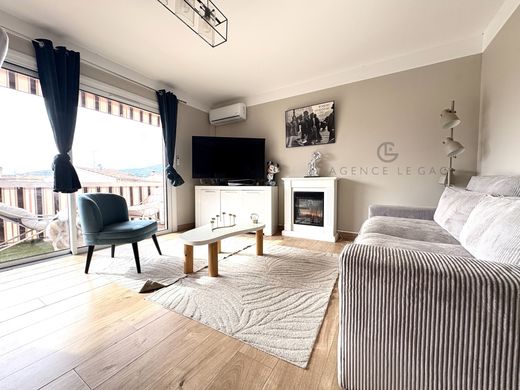 Квартира, Sainte-Maxime, Var