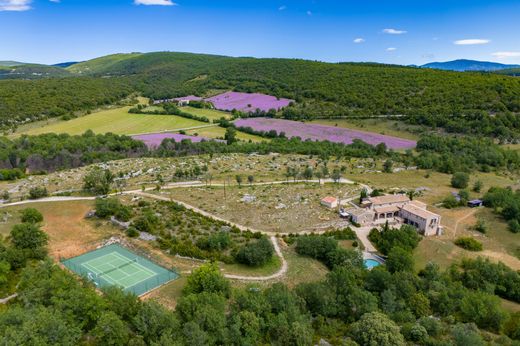 Simiane-la-Rotonde, Alpes-de-Haute-Provenceのヴィラ