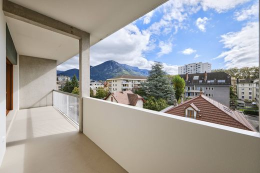 Apartment in Annecy, Haute-Savoie