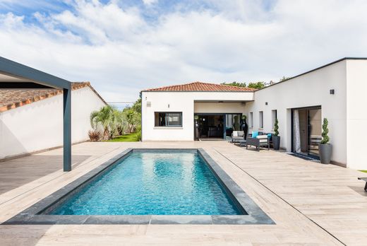 Villa in Cugnaux, Upper Garonne