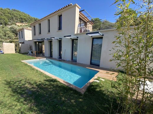 Luxury home in Ollioules, Var