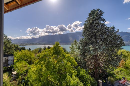 Luxury home in Tresserve, Savoy