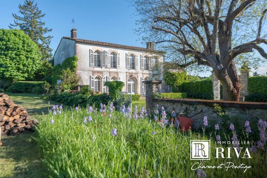 Элитный дом, Latresne, Gironde