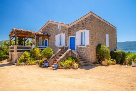 Luxury home in Isolella, South Corsica