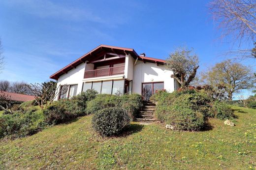 Villa a Arbonne, Pirenei atlantici