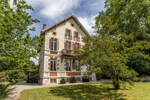 Luxury home in Tournon-d'Agenais, Lot-et-Garonne