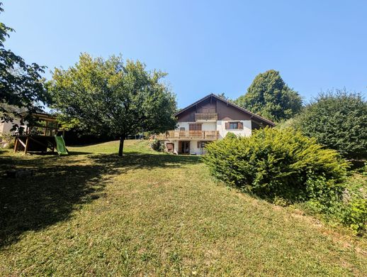 Villa in Groisy, Haute-Savoie
