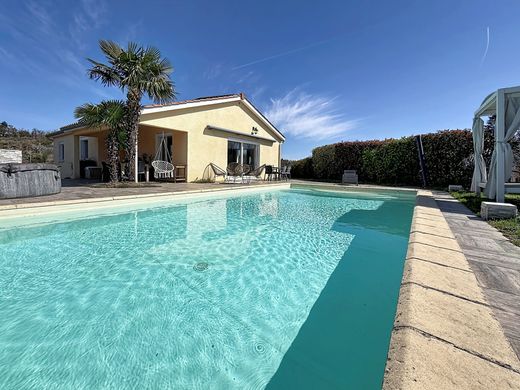 Luxus-Haus in Rive-de-Gier, Loire