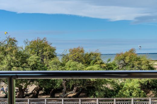 Villa in La Teste-de-Buch, Gironde