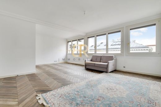 Appartement à Buttes-Chaumont, Villette, Bas Belleville, Paris