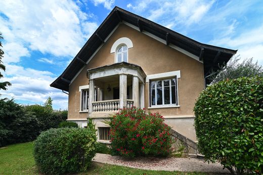 Элитный дом, Charbonnières-les-Bains, Rhône