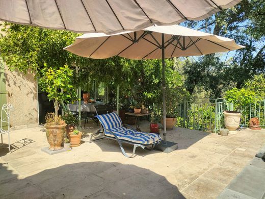 Maison de luxe à Uzès, Gard