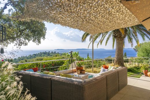 Willa w Rayol-Canadel-sur-Mer, Var