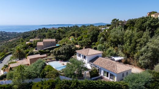 Roquebrune-sur-Argens, Varのヴィラ