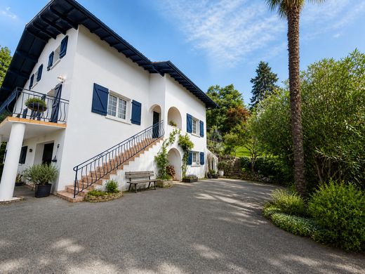 Luxury home in Cambo-les-Bains, Pyrénées-Atlantiques