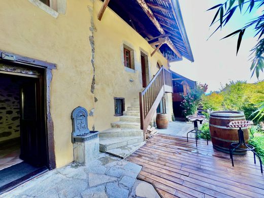 Luksusowy dom w Sillingy, Haute-Savoie