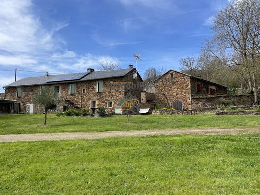 Luxe woning in Martrin, Aveyron
