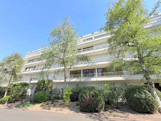 Квартира, Rueil-Malmaison, Hauts-de-Seine