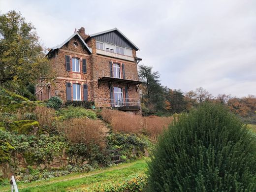 Maison de luxe à Laval, Mayenne