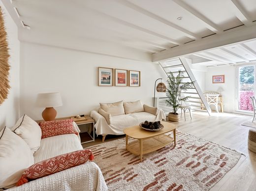 Apartment / Etagenwohnung in Arcachon, Gironde