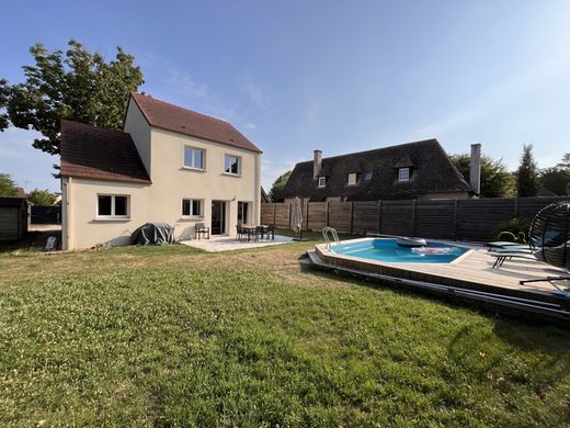 منزل ﻓﻲ Bressey-sur-Tille, Cote d'Or