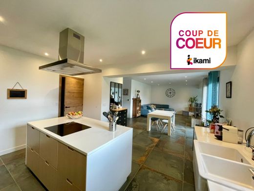 Элитный дом, Arenthon, Haute-Savoie