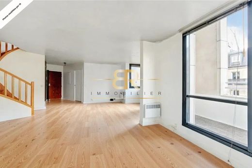 モンパルナス、アレジア、モンスーリ, Parisのアパートメント