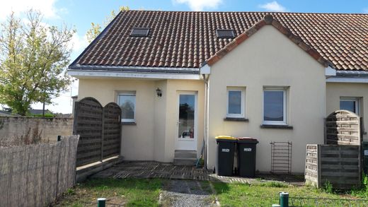 Luxe woning in Doue-en-Anjou, Maine-et-Loire