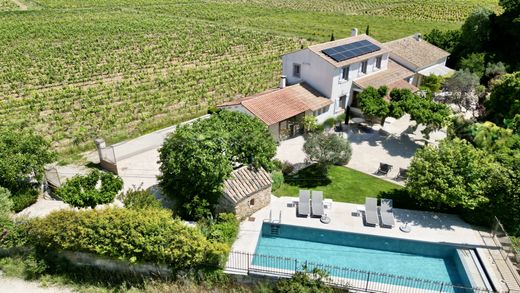 Villa in Châteauneuf-du-Pape, Vaucluse