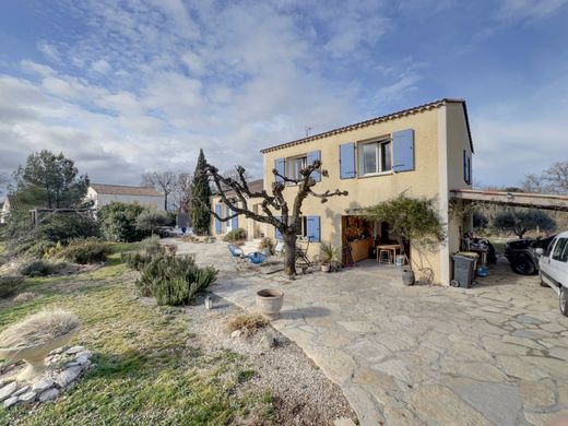 Villa in Logrian-Florian, Gard