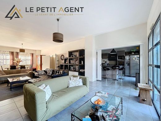 Maison de luxe à Le Bouscat, Gironde