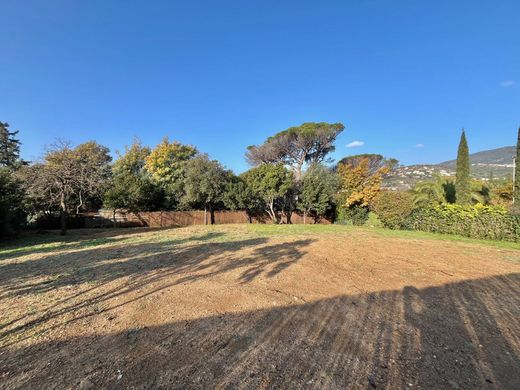 Участок, Les Issambres, Var