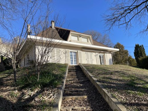 Luxury home in Saint-Maurice-l'Exil, Isère