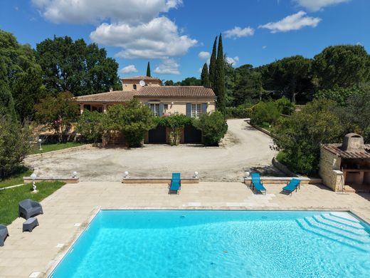 Maison de luxe à Suze-la-Rousse, Drôme