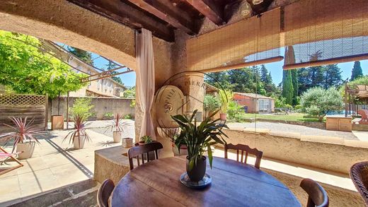 Luxury home in Cheval-Blanc, Vaucluse