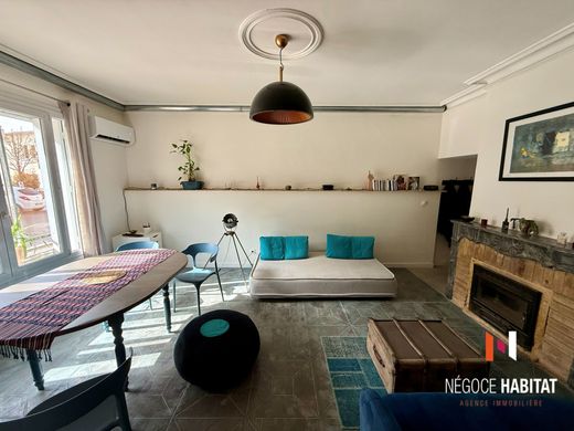Luxury home in Entre-Vignes, Hérault