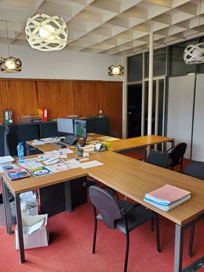 Biuro w Le Chambon-sur-Lignon, Haute-Loire
