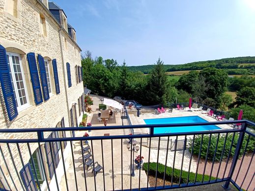 Luxus-Haus in Dissangis, Yonne