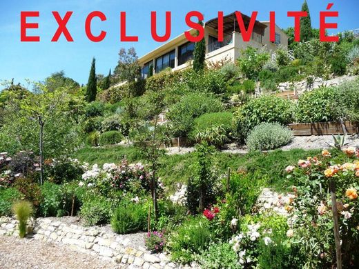 Luxury home in Aubres, Drôme