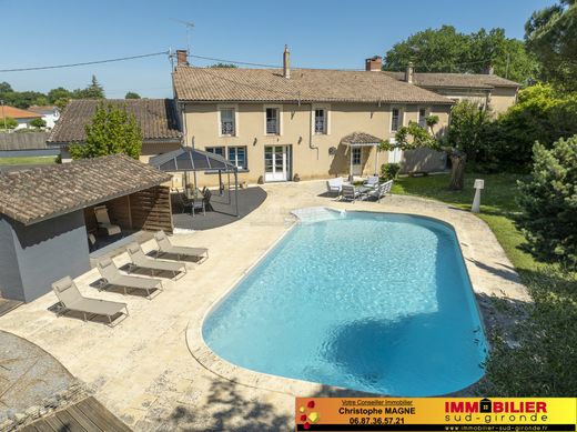 Luxury home in Fargues, Gironde