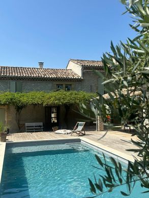 Villa in Sérignan-du-Comtat, Vaucluse