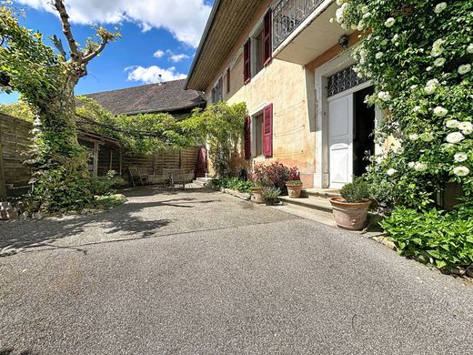 Casa de luxo - Rumilly, Alta Sabóia