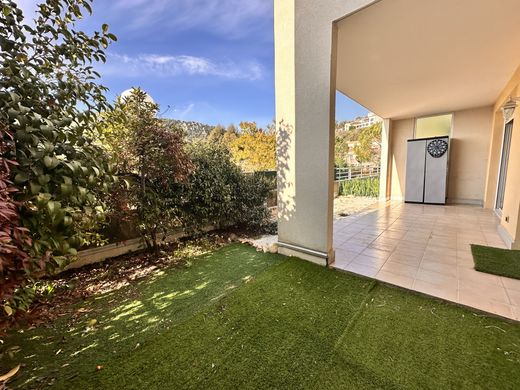 Apartment in Èze, Alpes-Maritimes