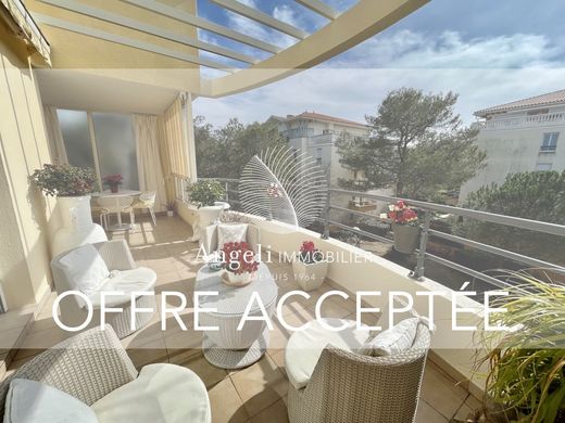 Saint-Aygulf, Varのアパートメント