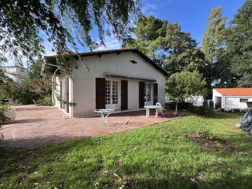 Luxus-Haus in Vaux-sur-Mer, Charente-Maritime