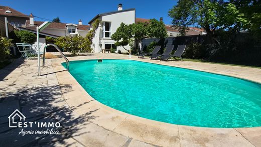 Casa di lusso a Flavigny-sur-Moselle, Meurthe et Moselle
