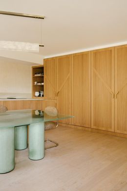 아파트 / Tour Eiffel, Invalides – Ecole Militaire, Saint-Thomas d’Aquin, Paris