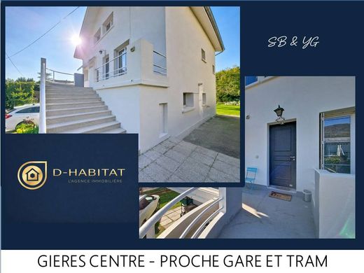 Luxury home in Gières, Isère