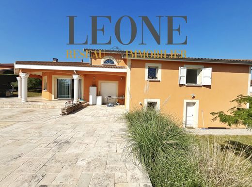 Luxury home in L'Arbresle, Rhône