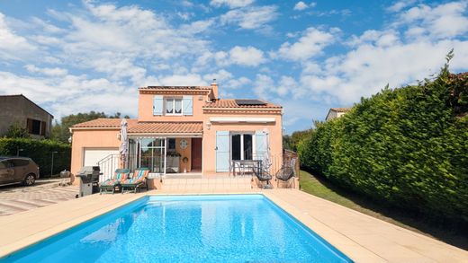 Luxury home in Le Beausset, Var